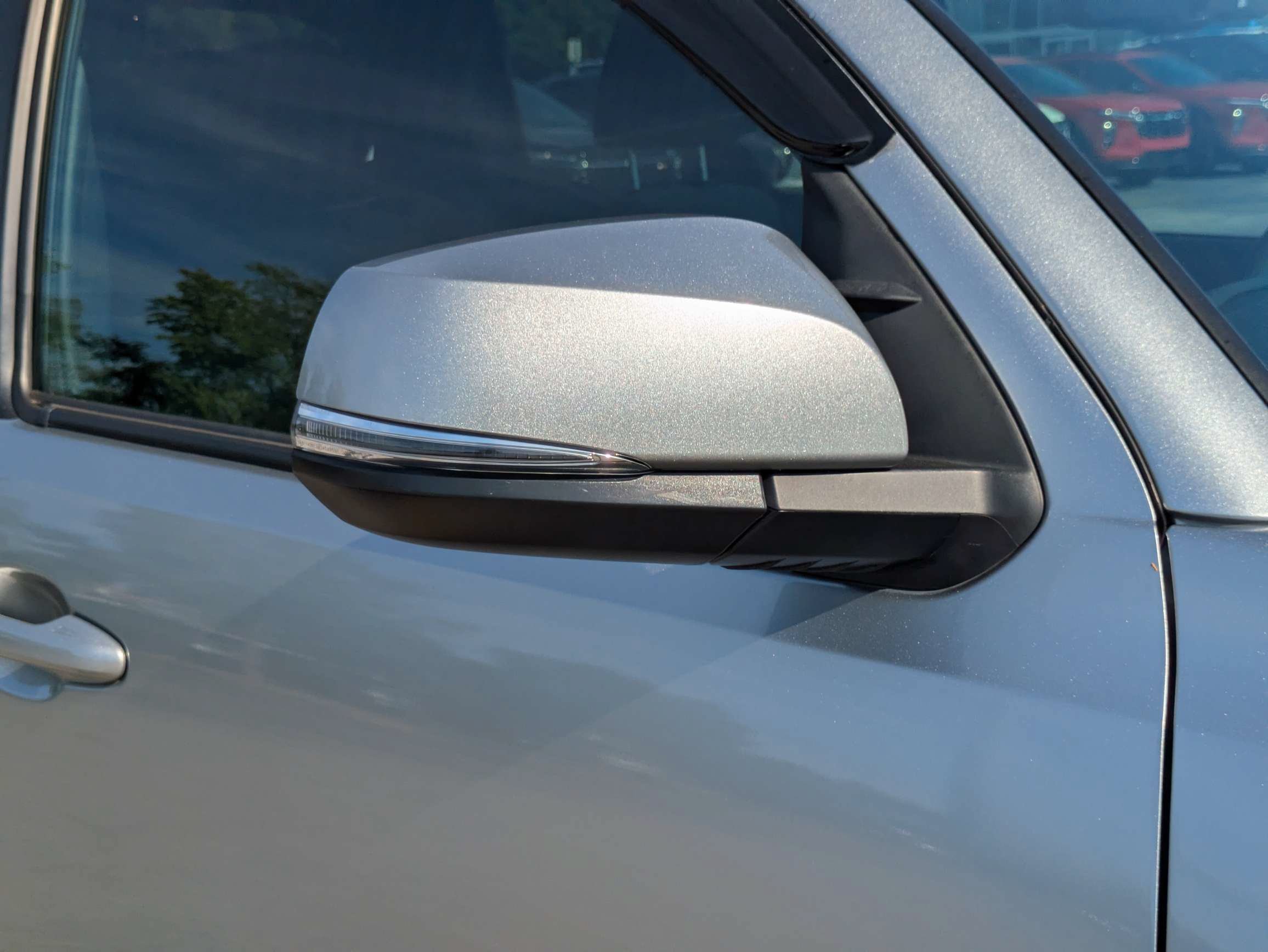 Used 2023 White Toyota  image 12