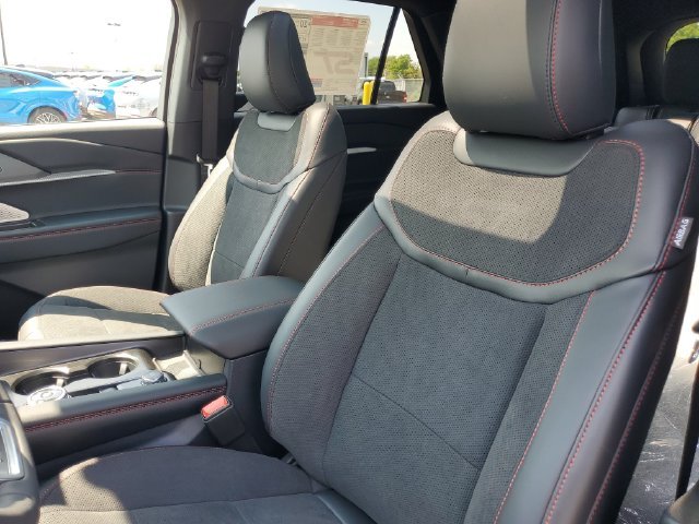 New 2026 Space White Metallic Ford ST image 49