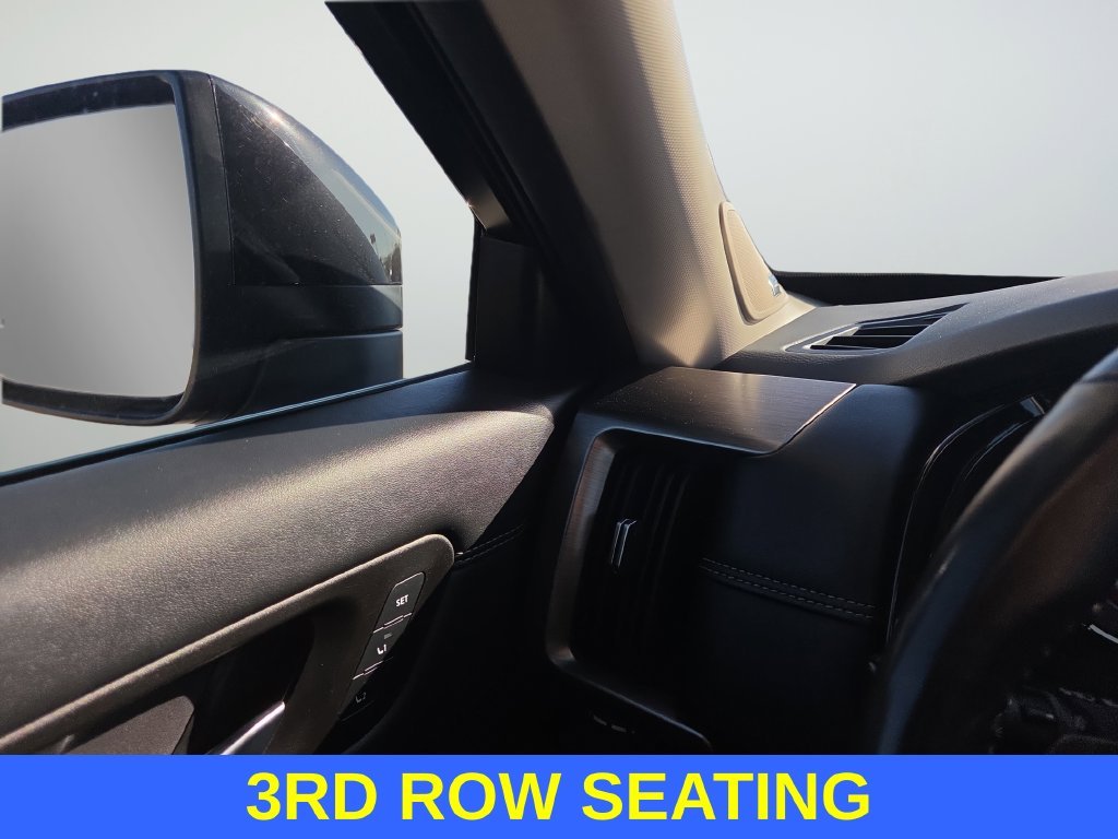 Used 2024 Gray Nissan Platinum image 22