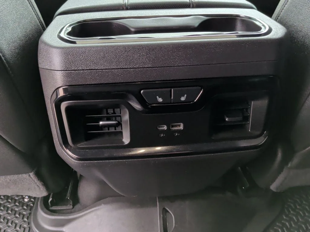 Used 2024 White GMC AT4 image 42
