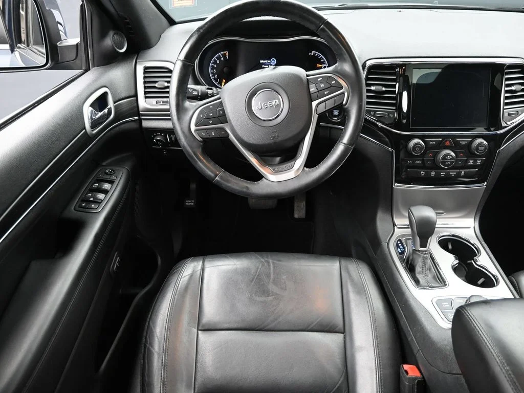 Used 2020 Blue Jeep Limited image 14