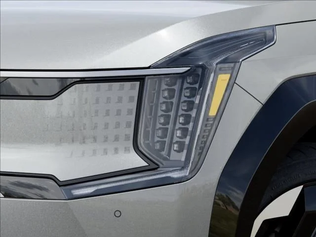 New 2026 Ivory Silver Kia Land AWD image 10