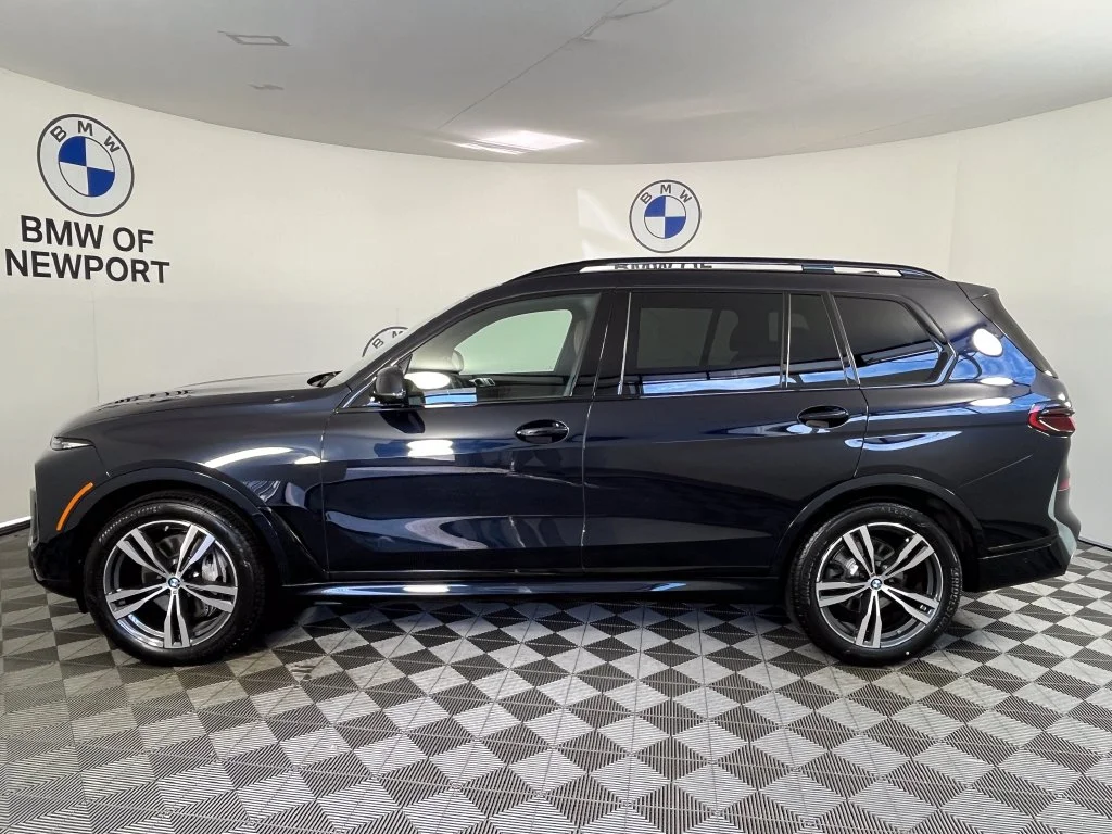 Used 2024 Carbon Black Metallic BMW xDrive40i image 13