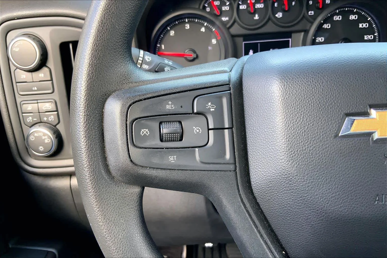 Used 2025 Slate Gray Metallic Chevrolet Custom image 24