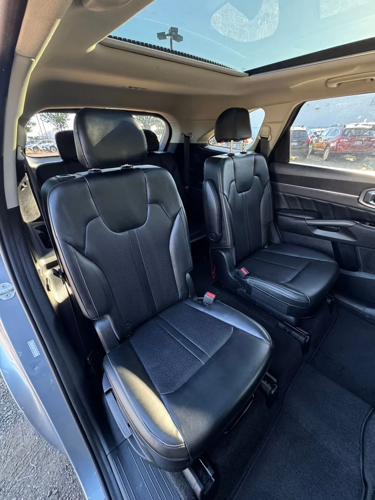 Used 2021 Everlasting Silver Kia SX image 24