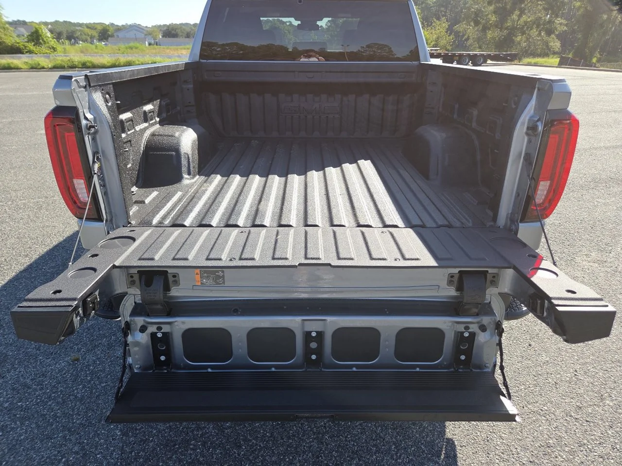 New 2026 Sterling Metallic GMC SLT image 20