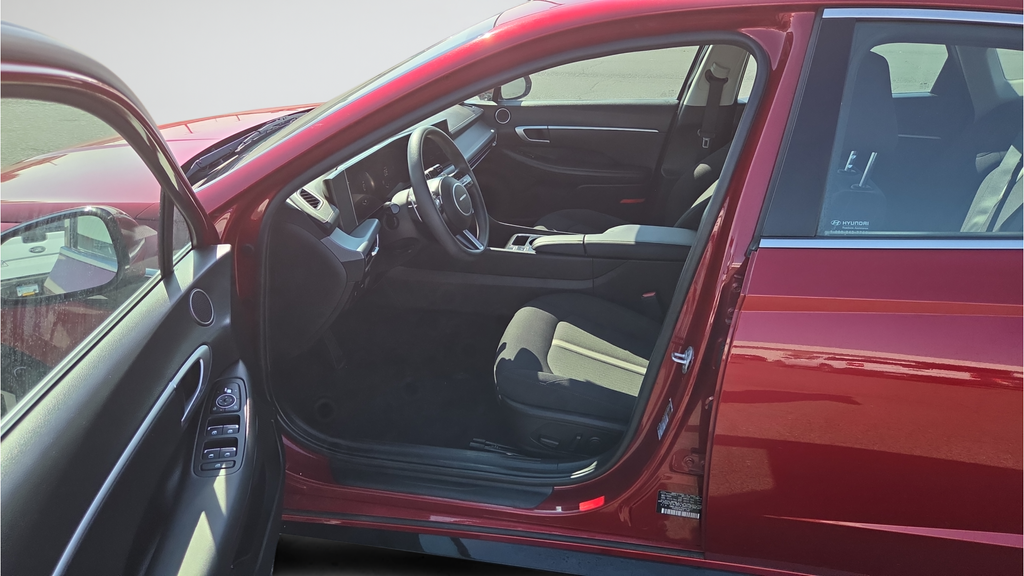Used 2024 Red Hyundai SEL image 42