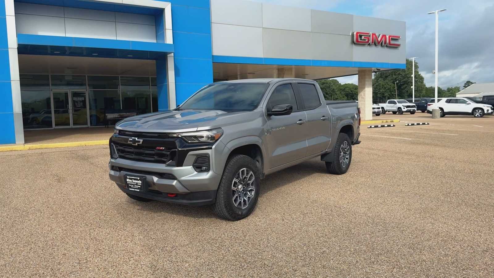 Used 2026 Sterling Gray Metallic Chevrolet Z71 image 4