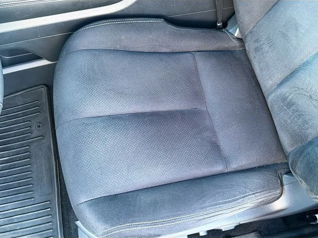 Used 2018 Silver Nissan SV image 20