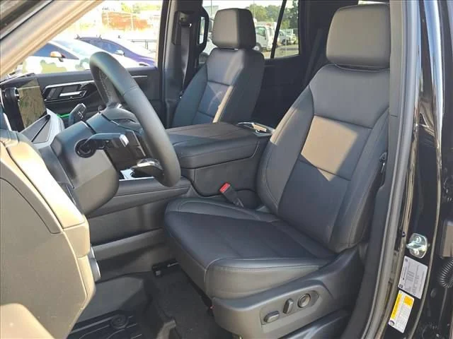 New 2026 Black Chevrolet Z71 image 20