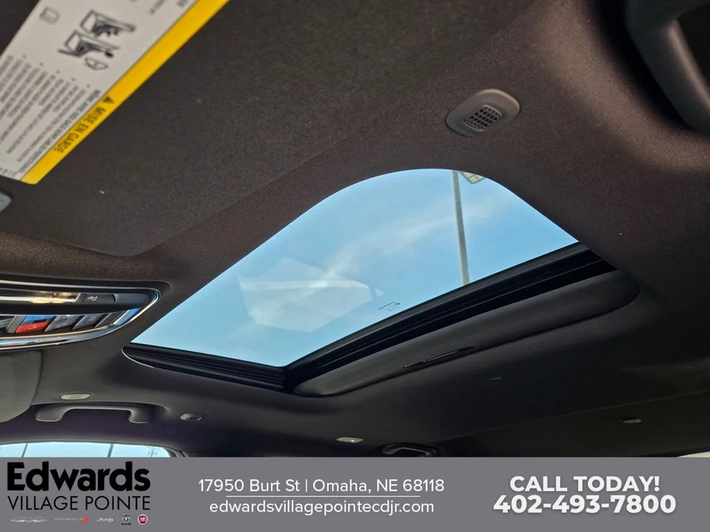 New 2026 Baltic Gray Metallic Clear-Coat Exterior Paint Jeep Laredo image 25