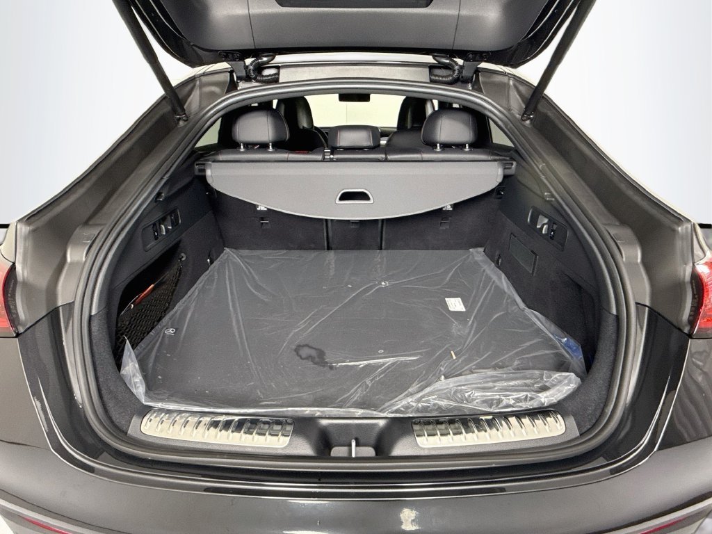 New 2027 Graphite Grey Metallic Mercedes-Benz GLC 53 AMG® image 28