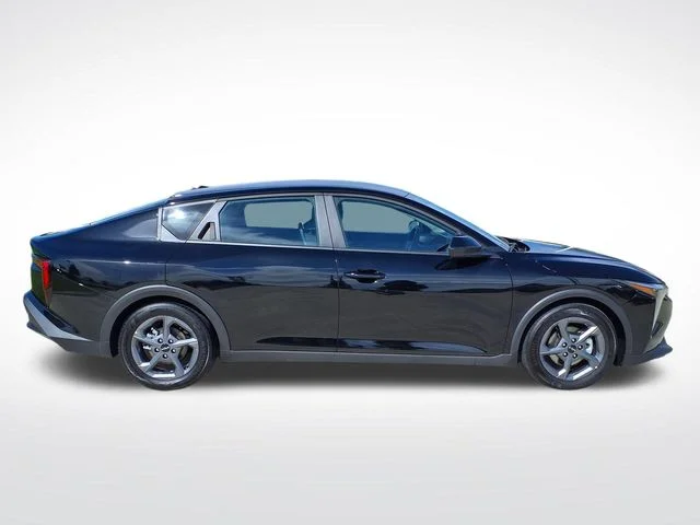 Certified Used 2025 Black Kia LXS image 10