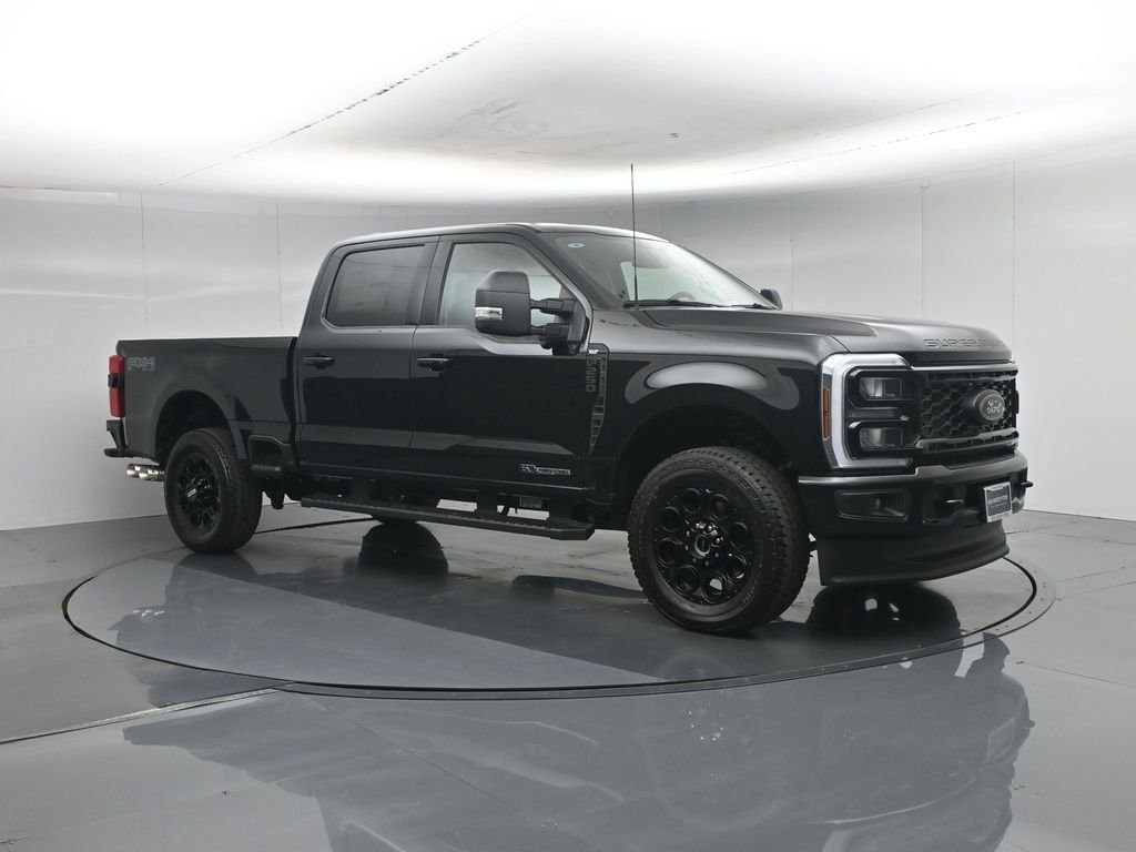 New 2026 Agate Black Metallic Ford XLT image 25