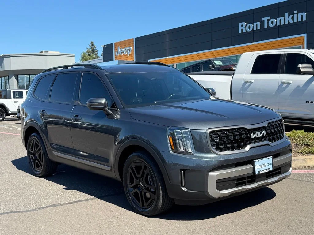 Used 2023 Gravity Gray Kia EX X-Line image 2