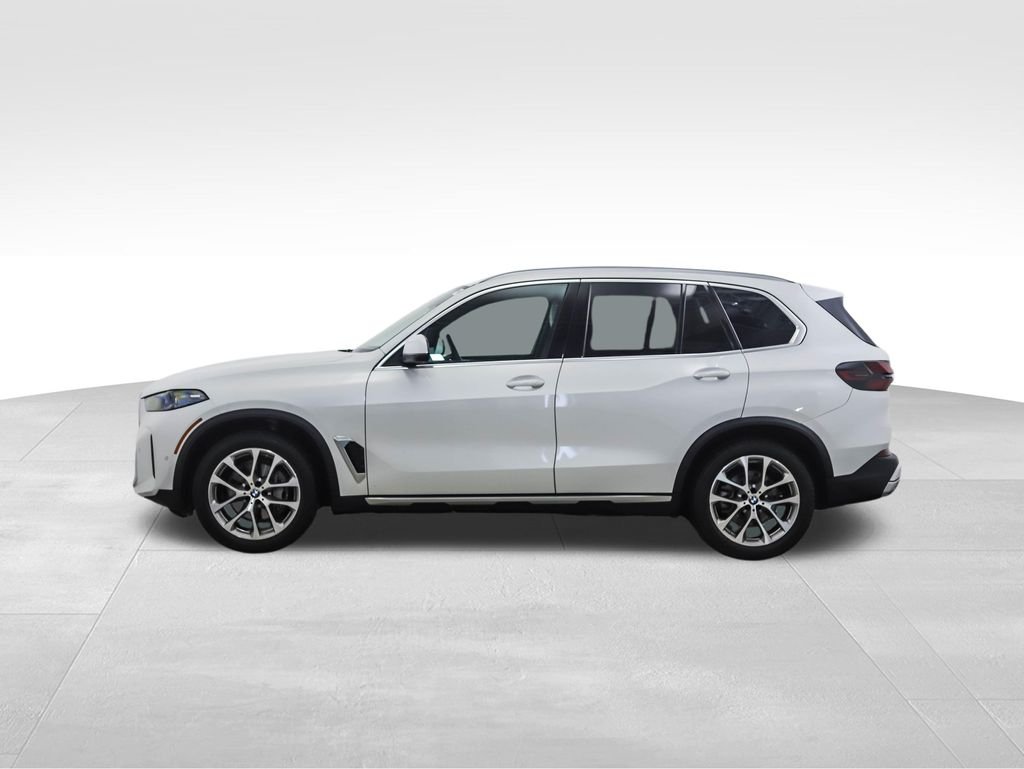 Used 2024 BMW X5 40i with VIN 5UX23EU0XR9U48261 for sale in Minneapolis, Minnesota