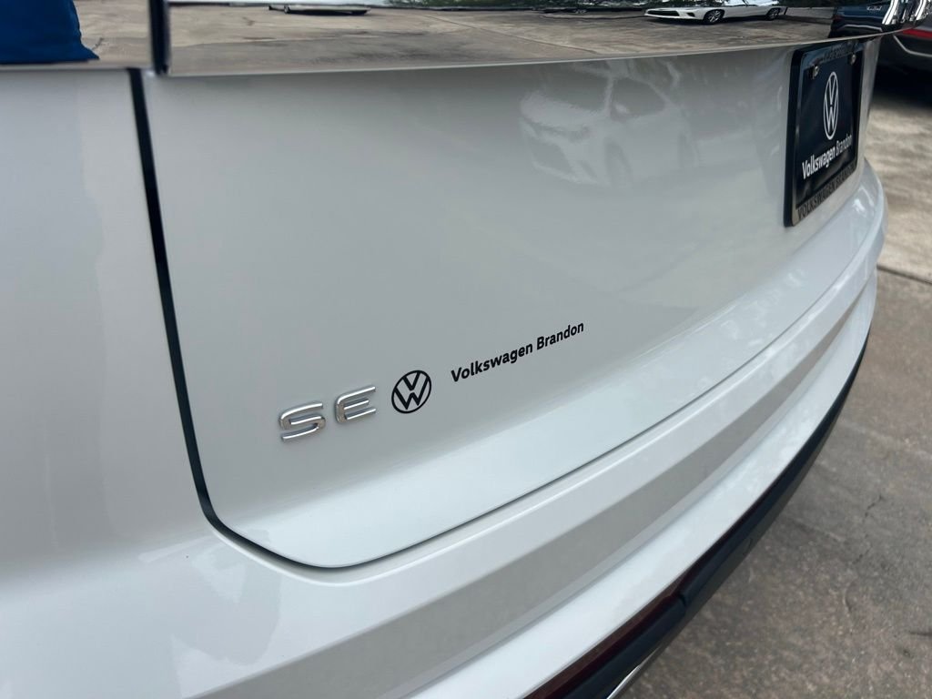 New 2026 White/off-white Volkswagen 2.0T SE w/Technology image 31
