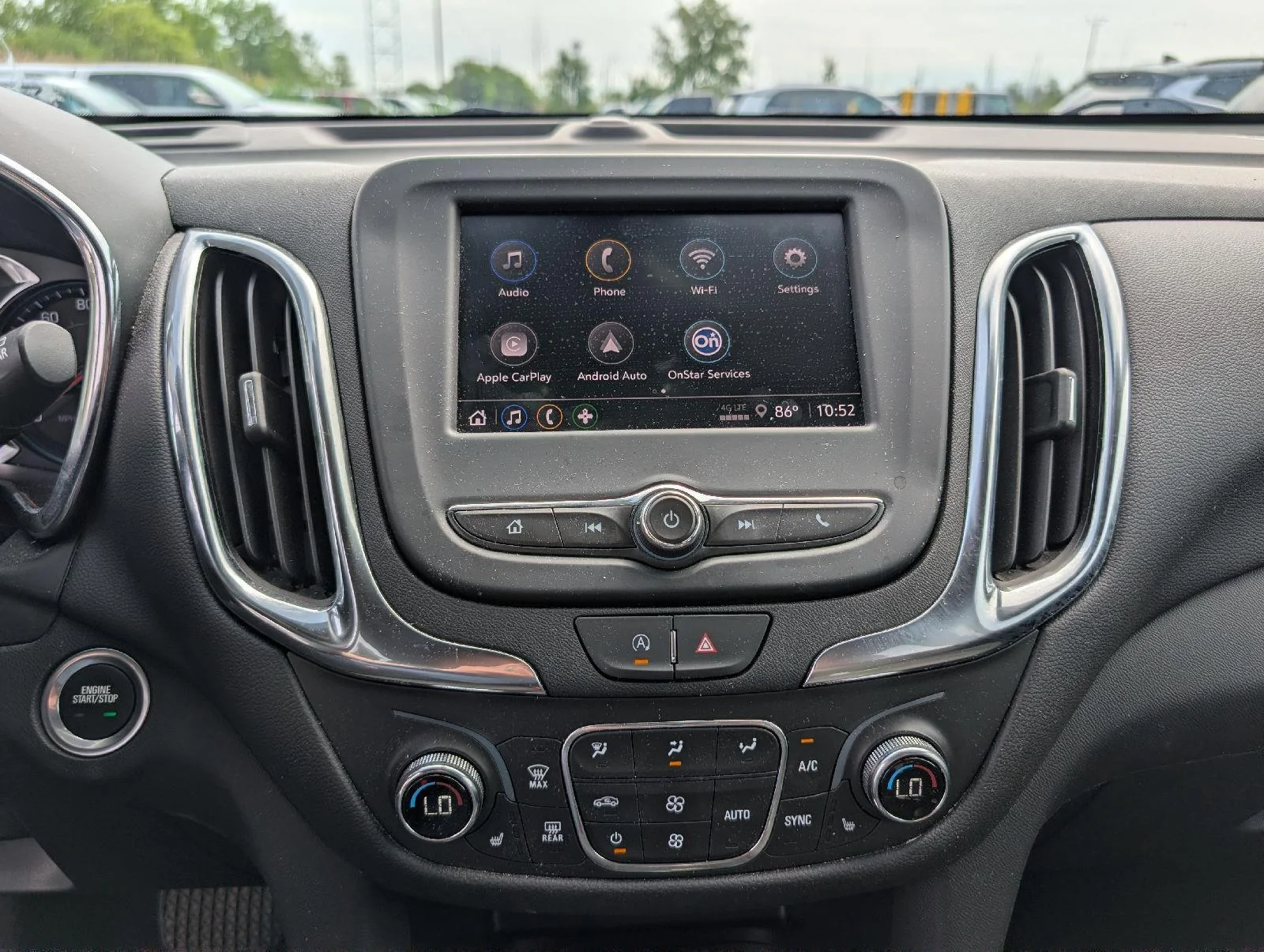 Used 2024 Summit White Chevrolet LT image 18
