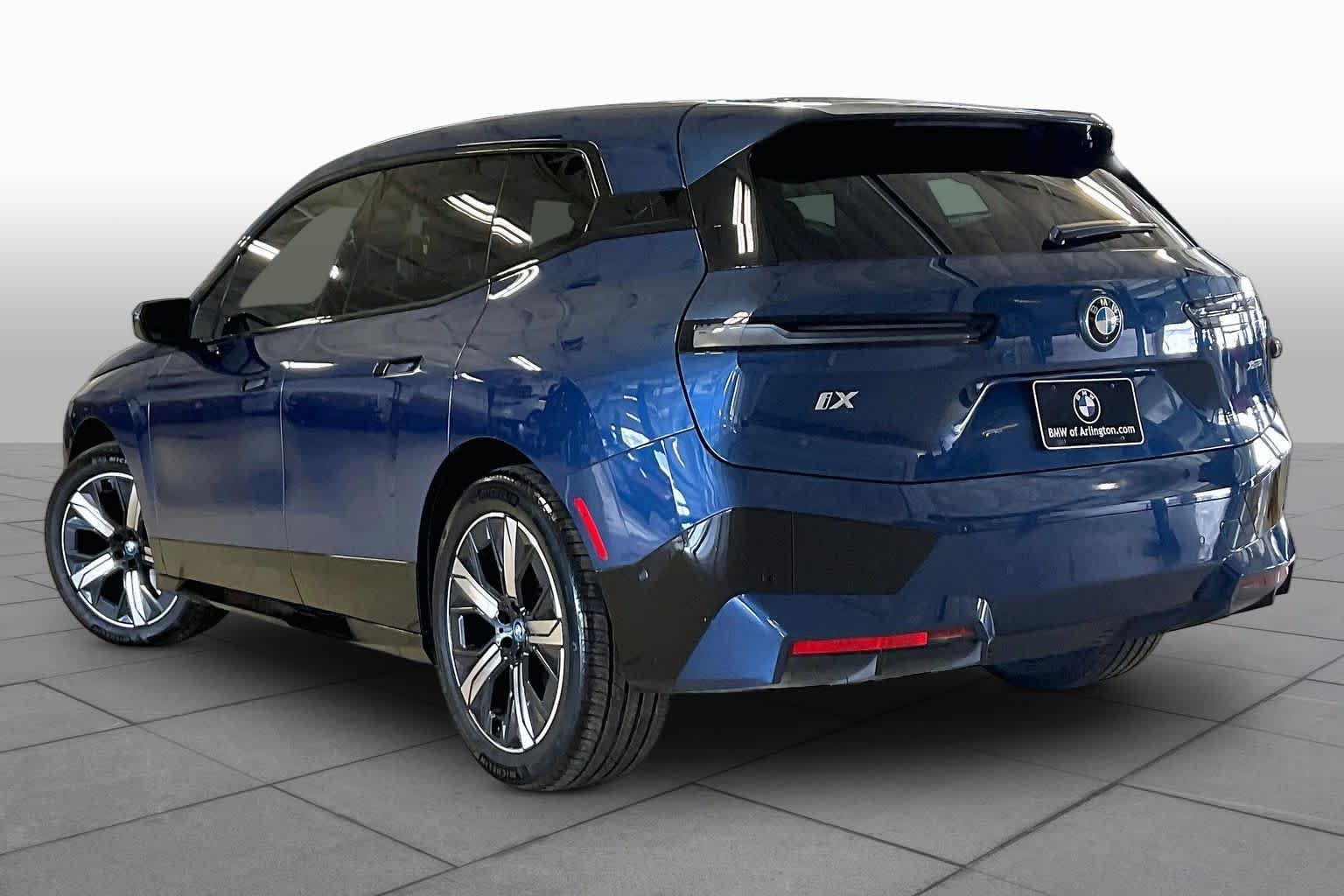 Certified Used 2024 Phytonic Blue Metallic BMW xDrive50 image 11