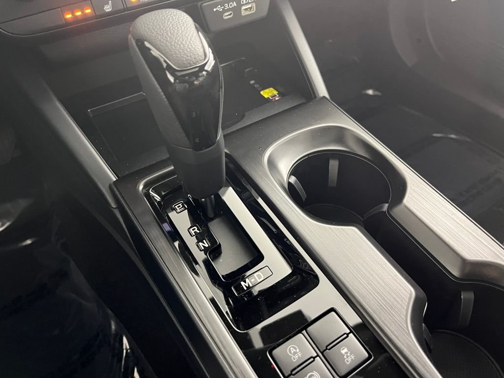 2026 Subaru Outback Limited - Photo 19