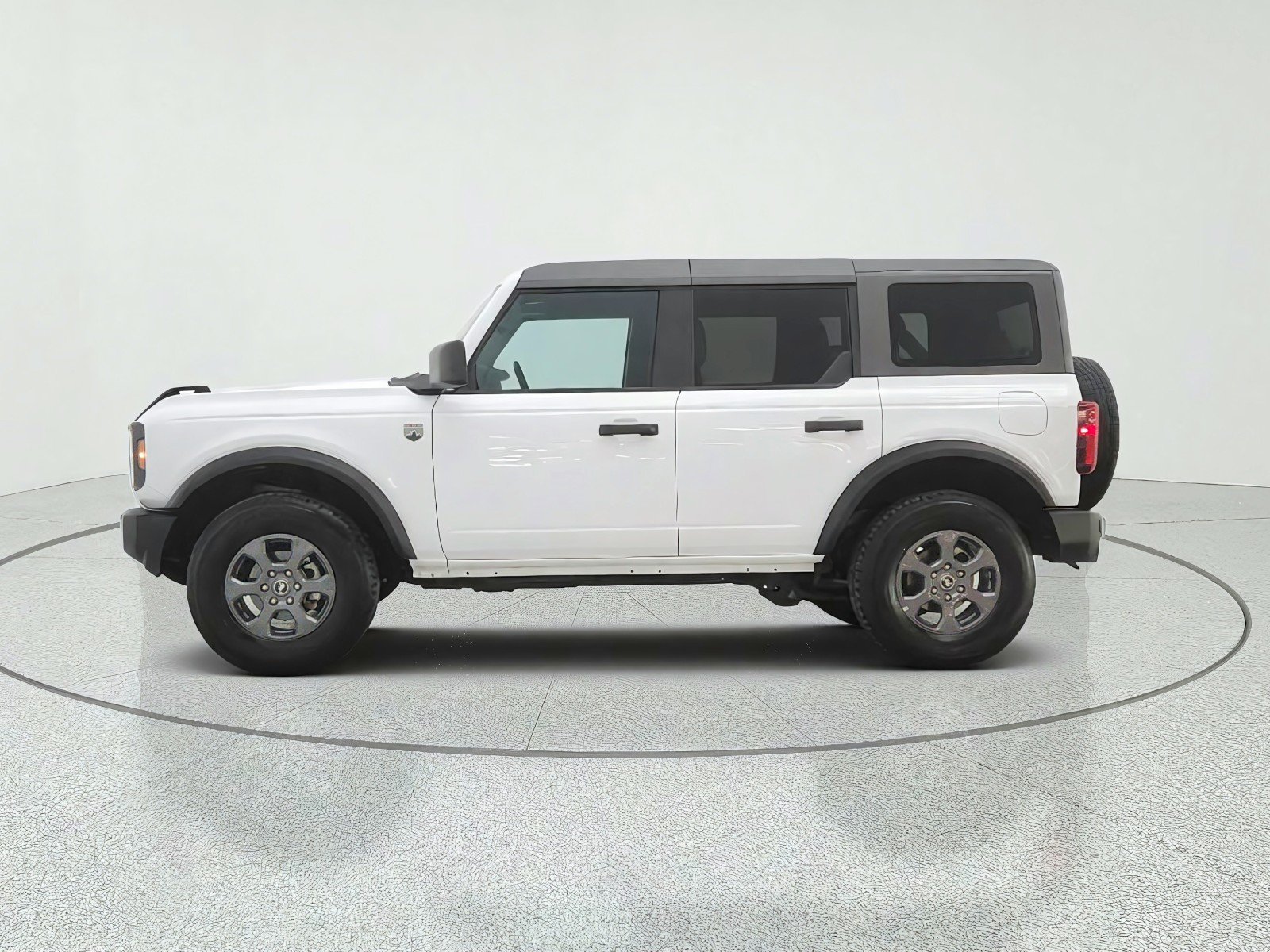 Used 2025 Oxford White Ford Big Bend image 8
