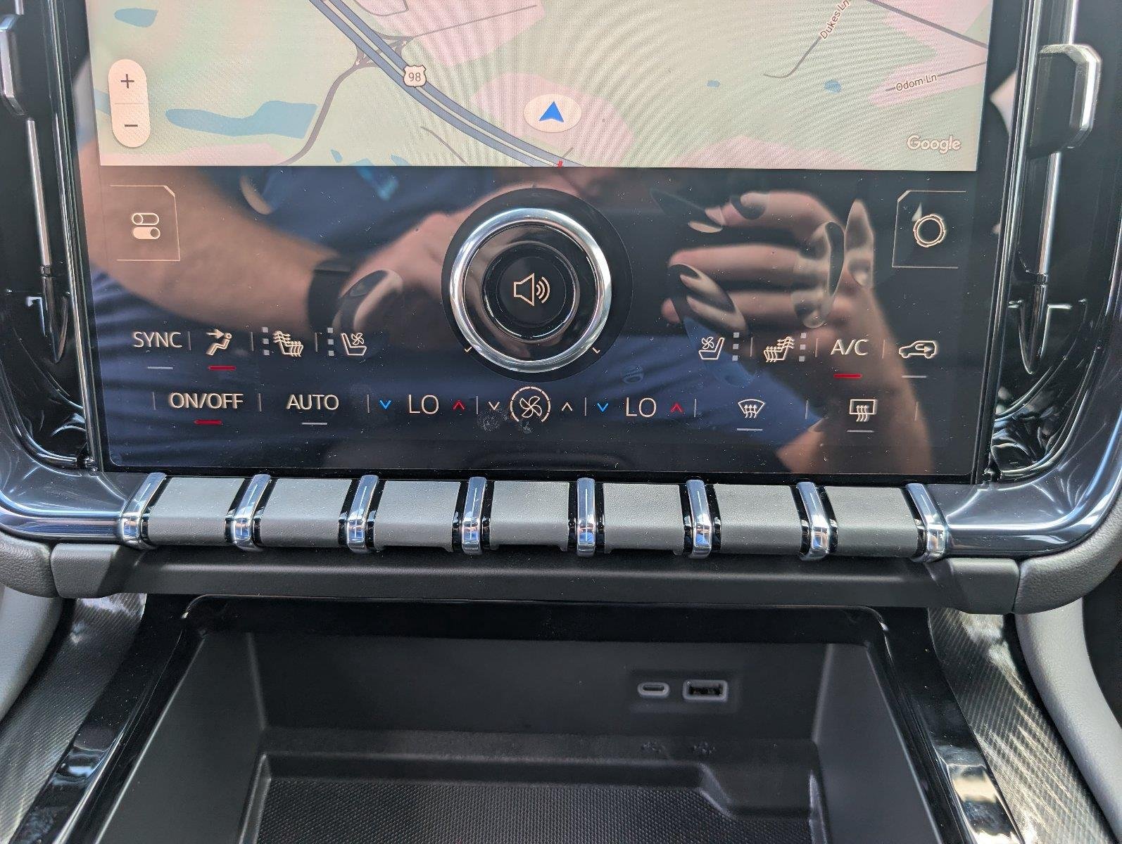 2026 GMC Yukon AT4 - Photo 19