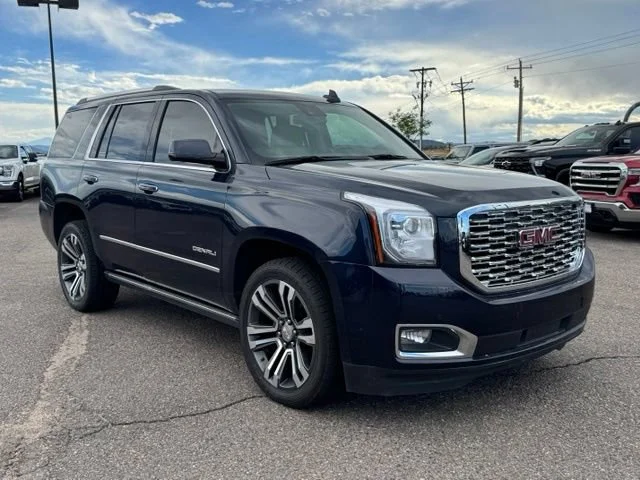 Used 2020 DARK SAPPHIRE BLUE METALLIC GMC Denali image 9
