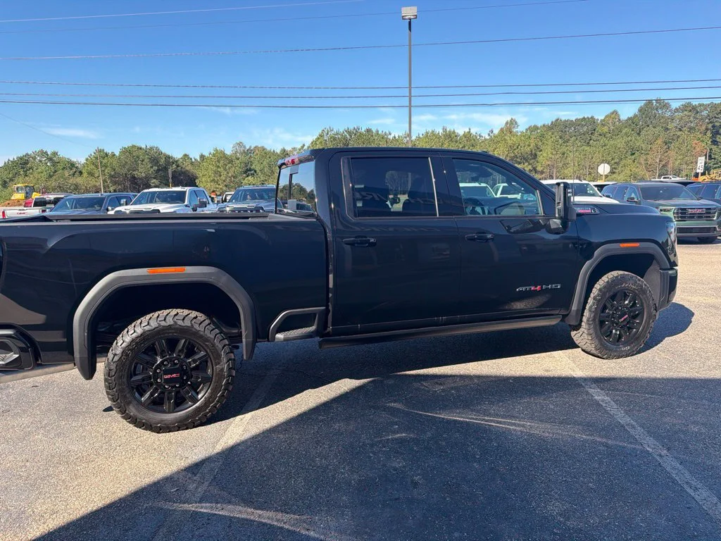 New 2026 Onyx Black GMC AT4 image 32