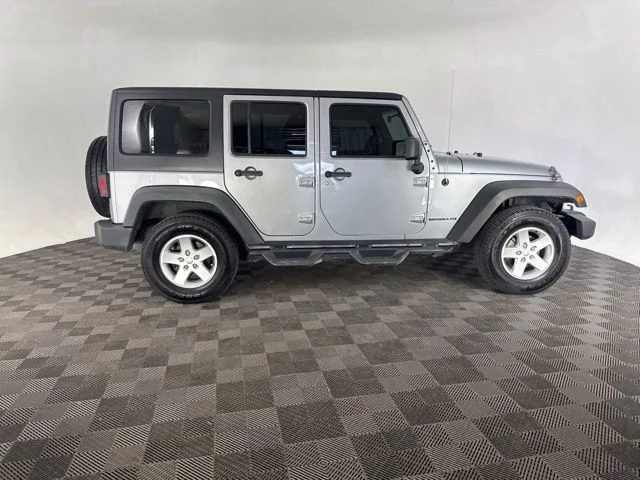 Used 2014 Silver Jeep Unlimited Sport image 6