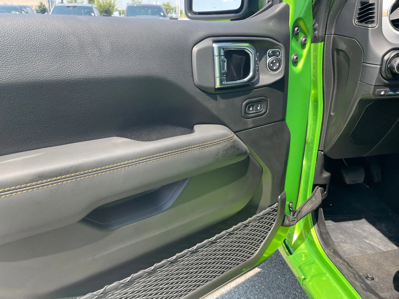 New 2025 Mojito Clearcoat Jeep Sahara image 18