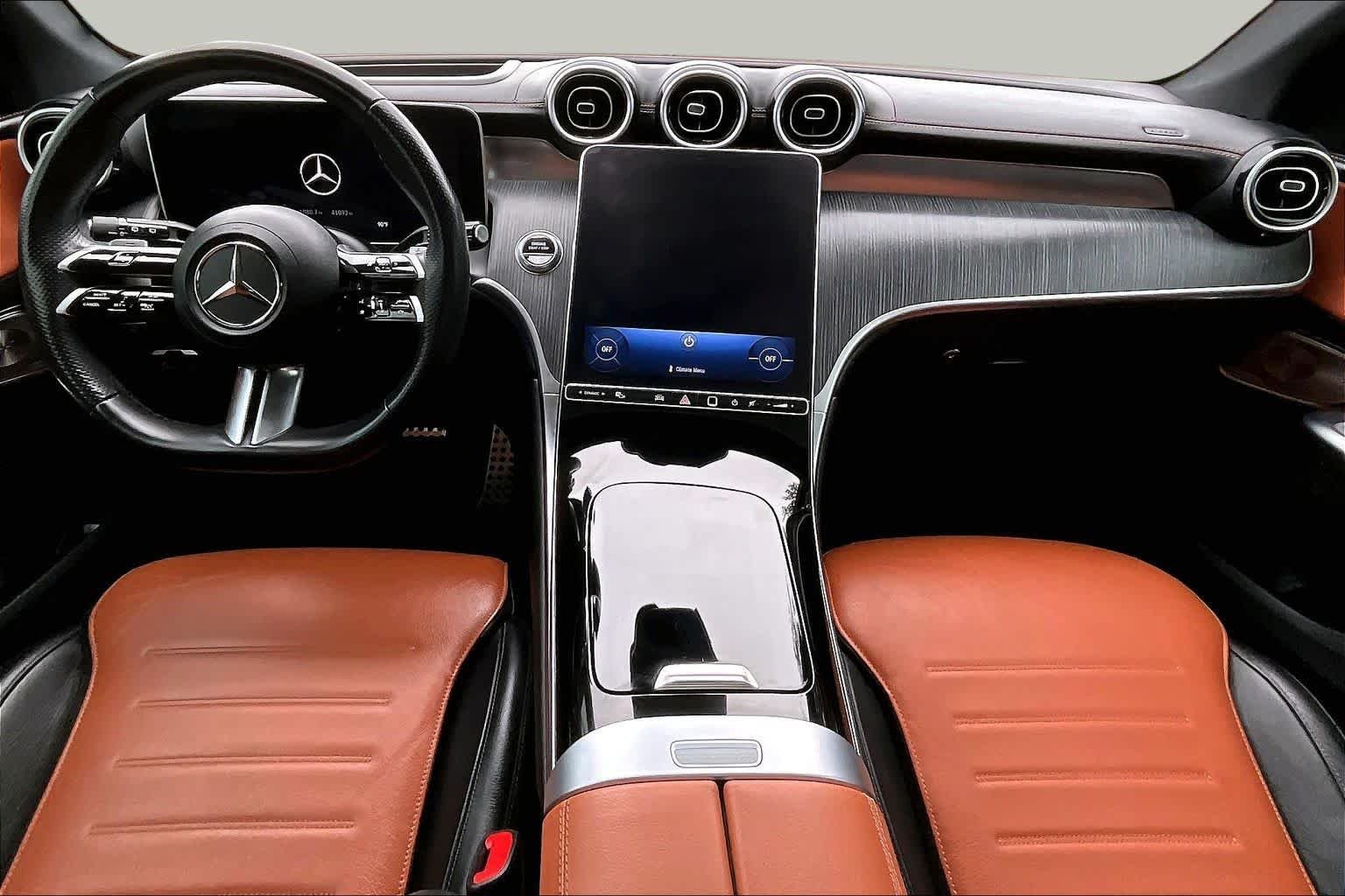 Used 2023 Obsidian Black Metallic Mercedes-Benz GLC 300 image 16