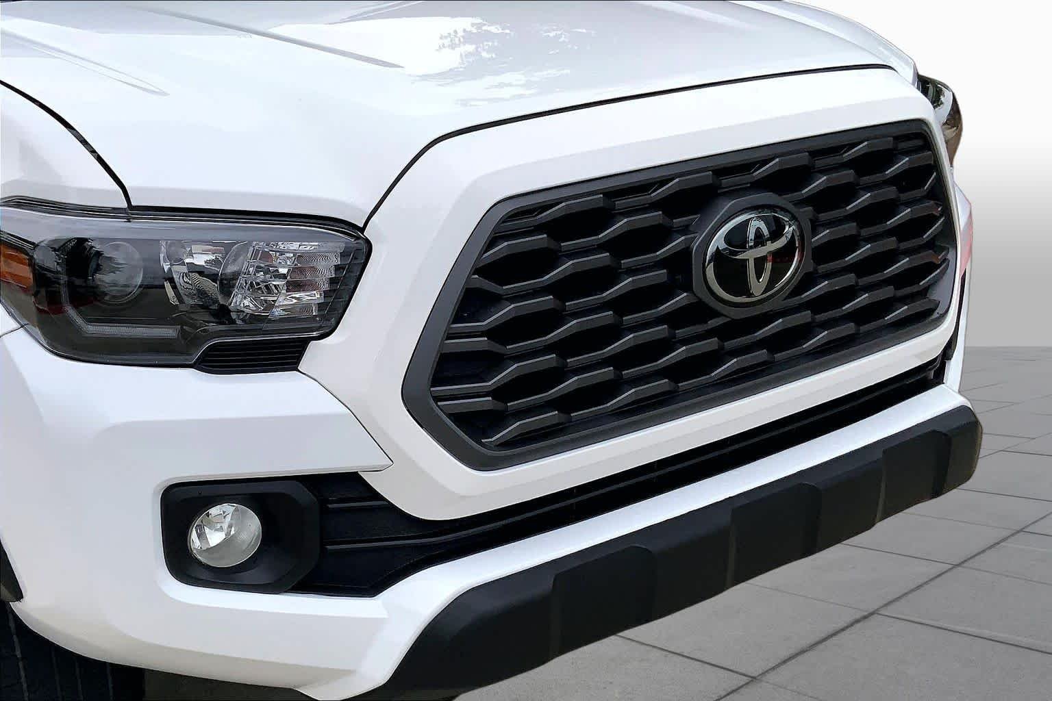 Used 2021 Super White Toyota TRD Off Road image 32