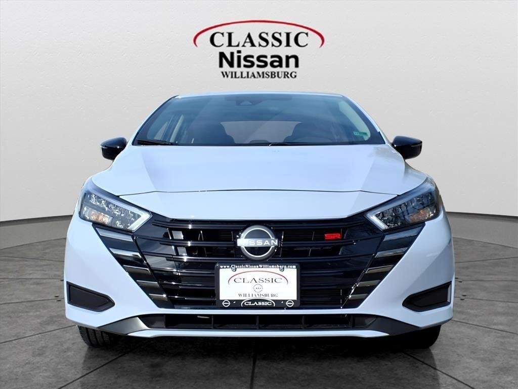 2025 Nissan Versa 1.6 SR CVT's photo