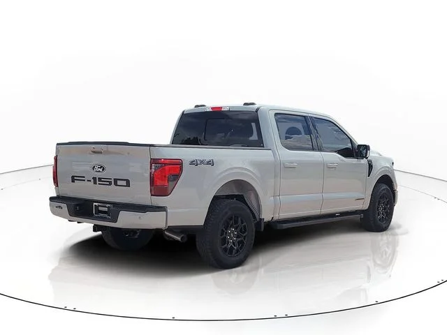 Used 2024 White Ford XLT image 5