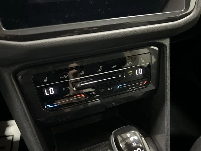 2024 Volkswagen Tiguan SE - Photo 18