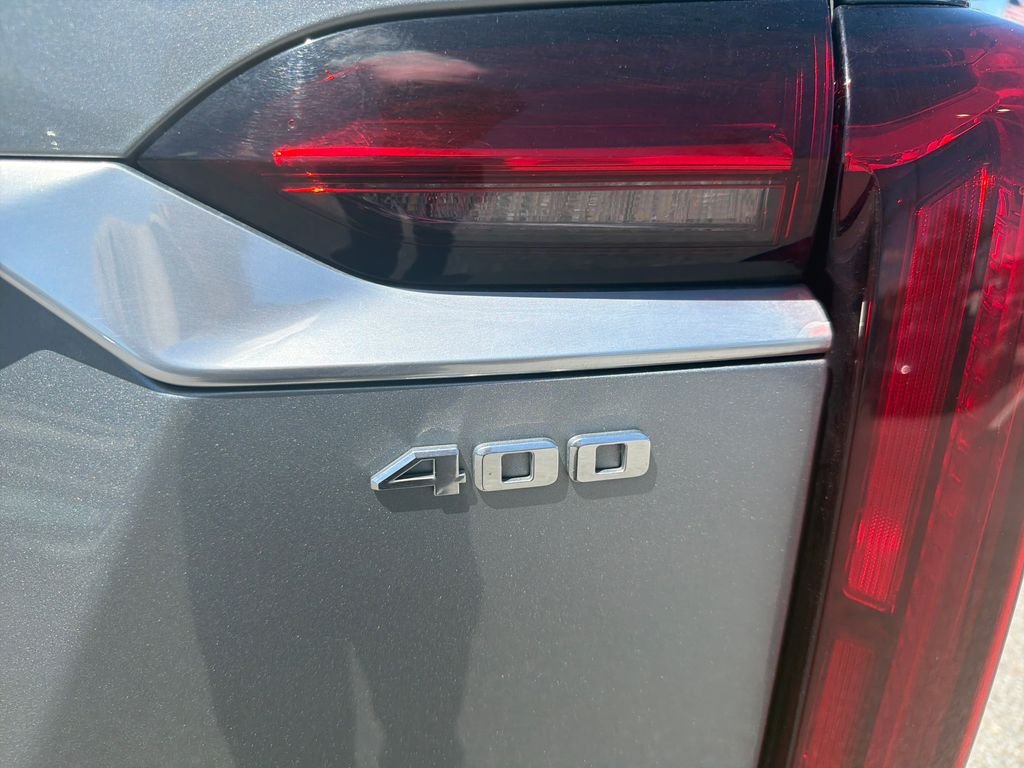 Used 2025 Silver Cadillac Premium Luxury image 12
