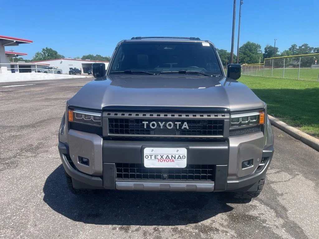 Used 2025  Toyota Base image 2