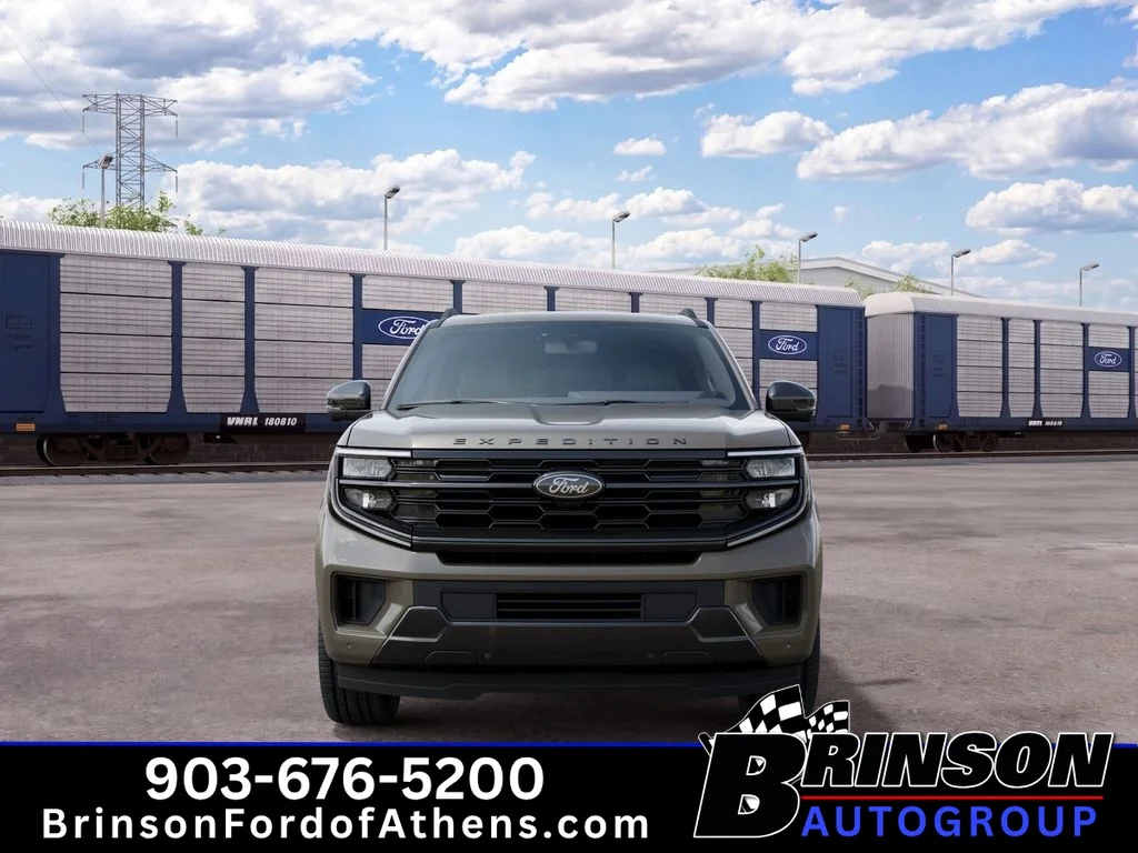 New 2027 Marsh Gray Ford Platinum image 3