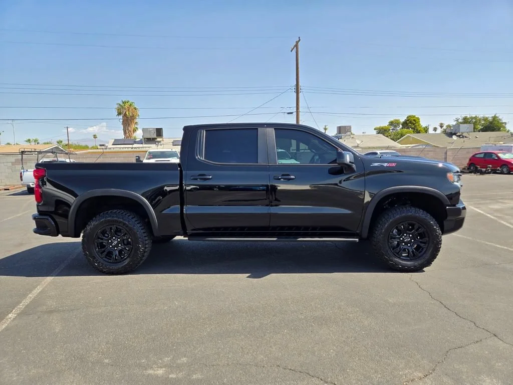 Used 2024 Black Chevrolet ZR2 image 7
