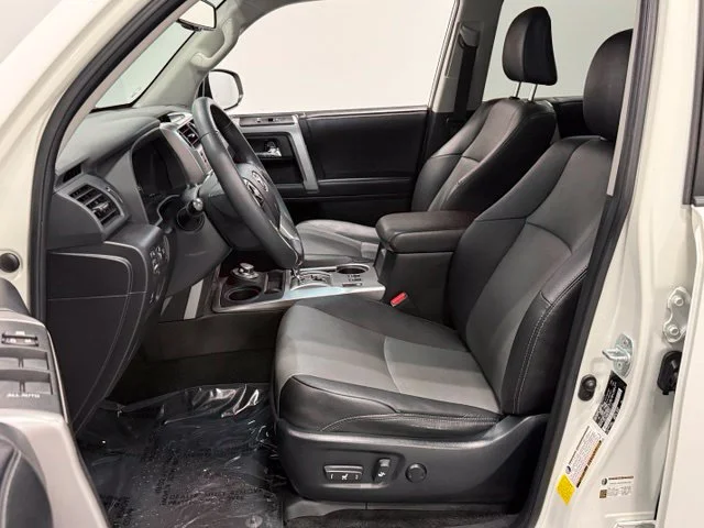 Used 2021 White Toyota SR5 Premium image 10