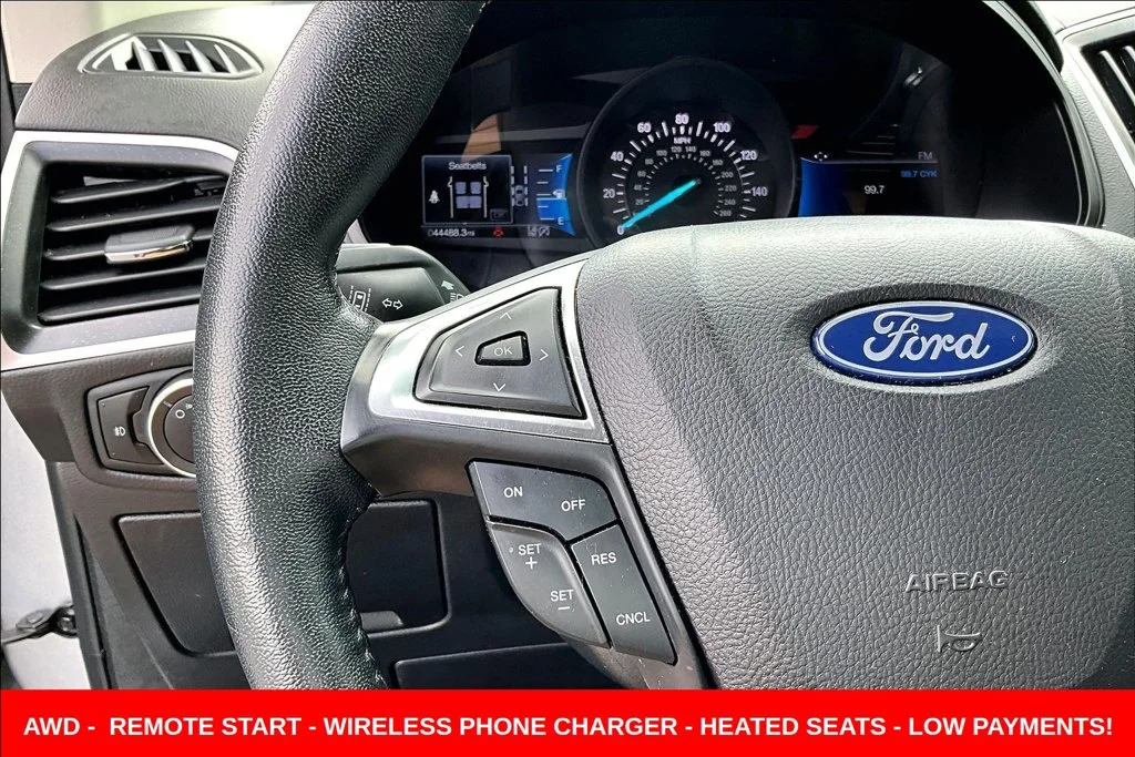 Used 2024 Silver Ford SEL image 13