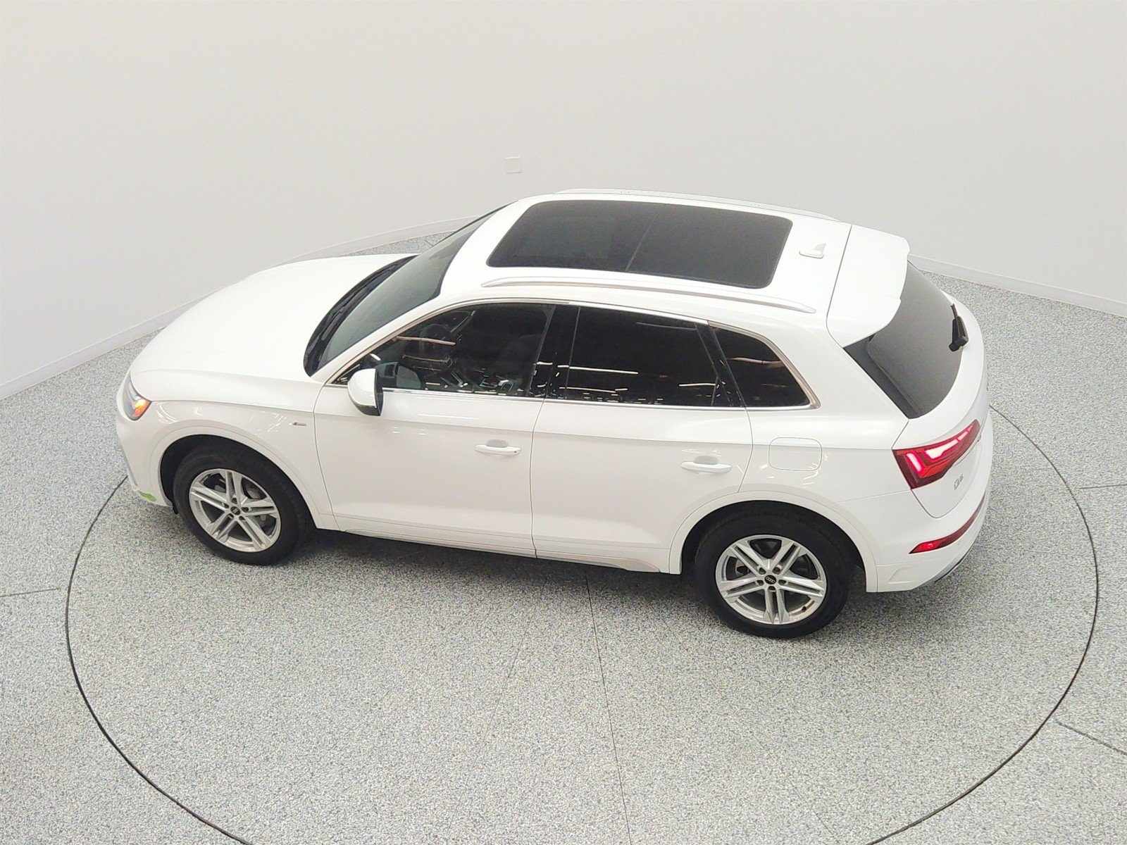 Used 2023 Ibis White Audi S line Premium Plus 55 TFSI e quattro image 29