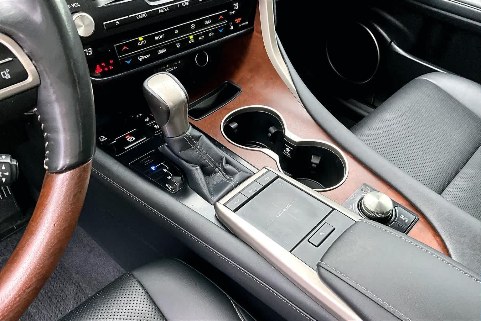 Certified Used 2022 IRIDIUM Lexus  image 16