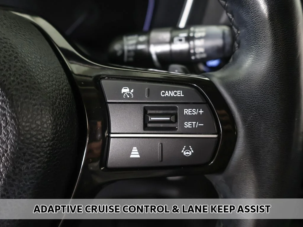 Used 2023 White Honda EX-L image 3