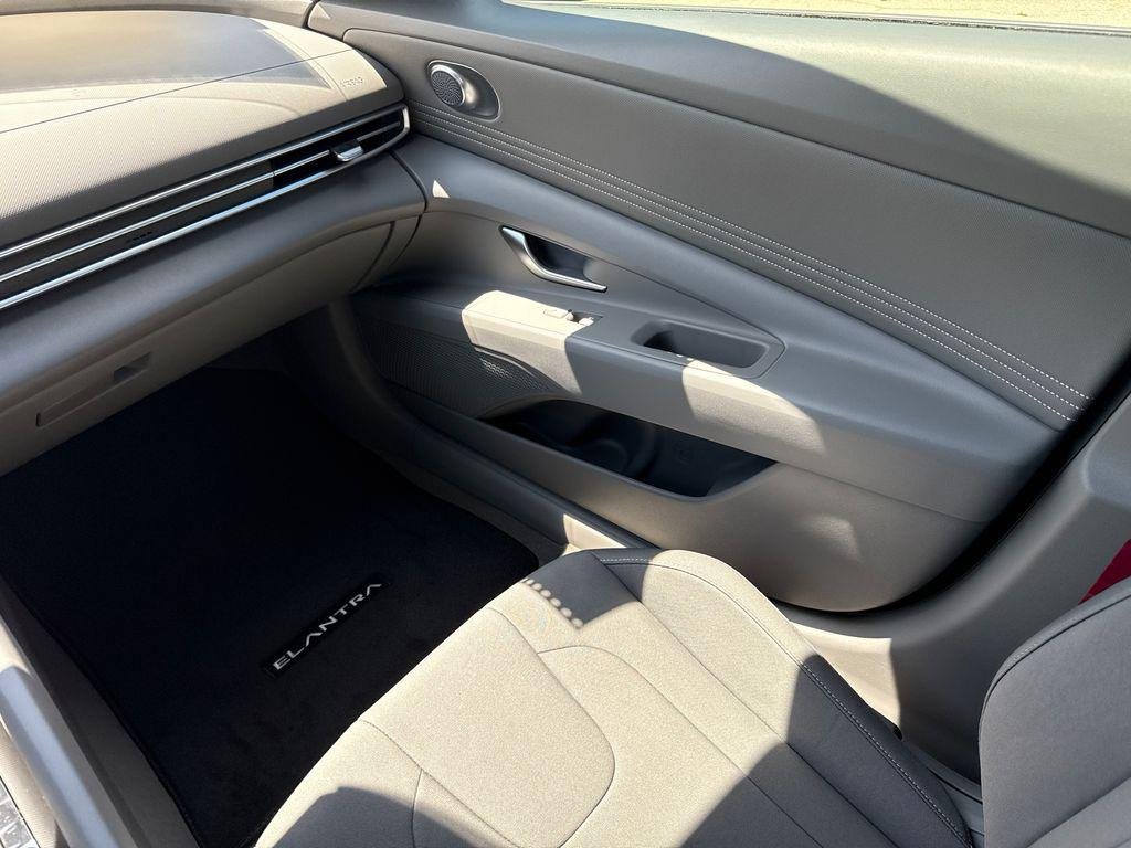 New 2026 Black Hyundai SEL Sport Premium image 14