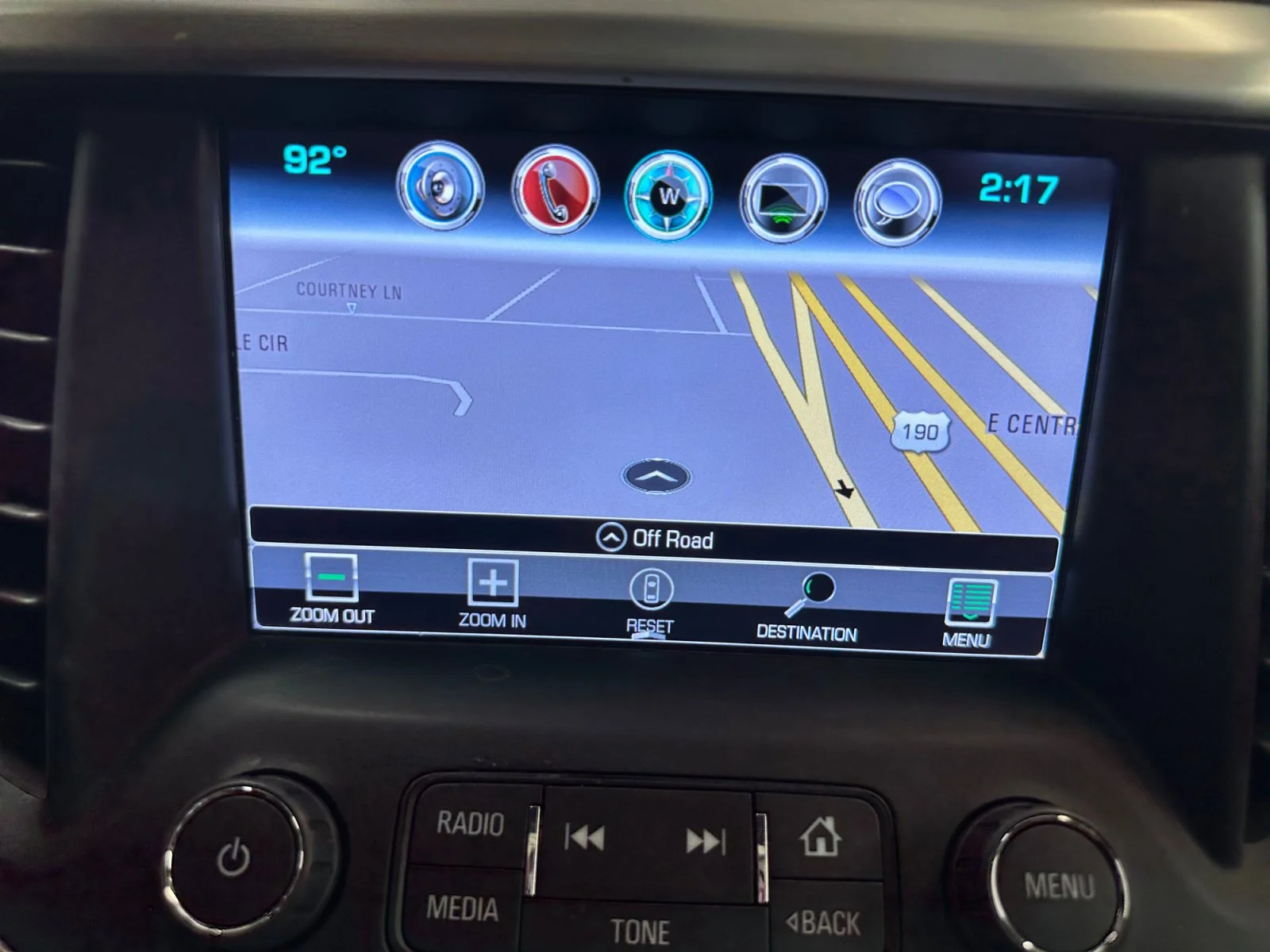 Used 2017 White Frost Tricoat GMC SLT image 14