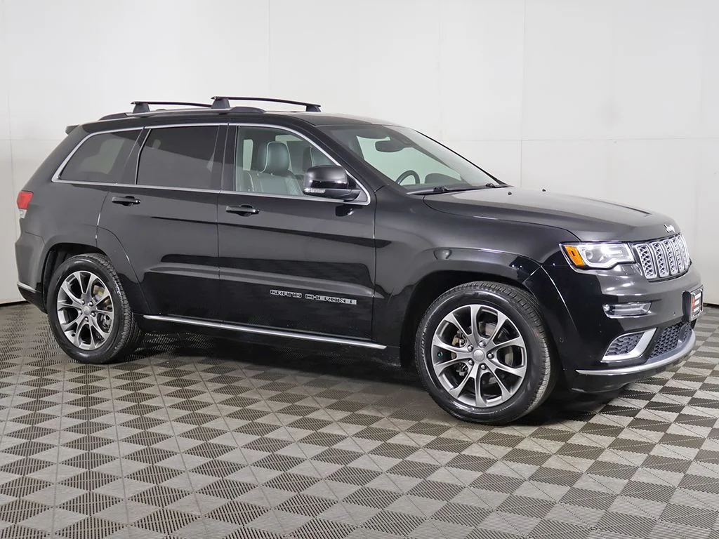 Used 2020 Black Jeep Summit image 19