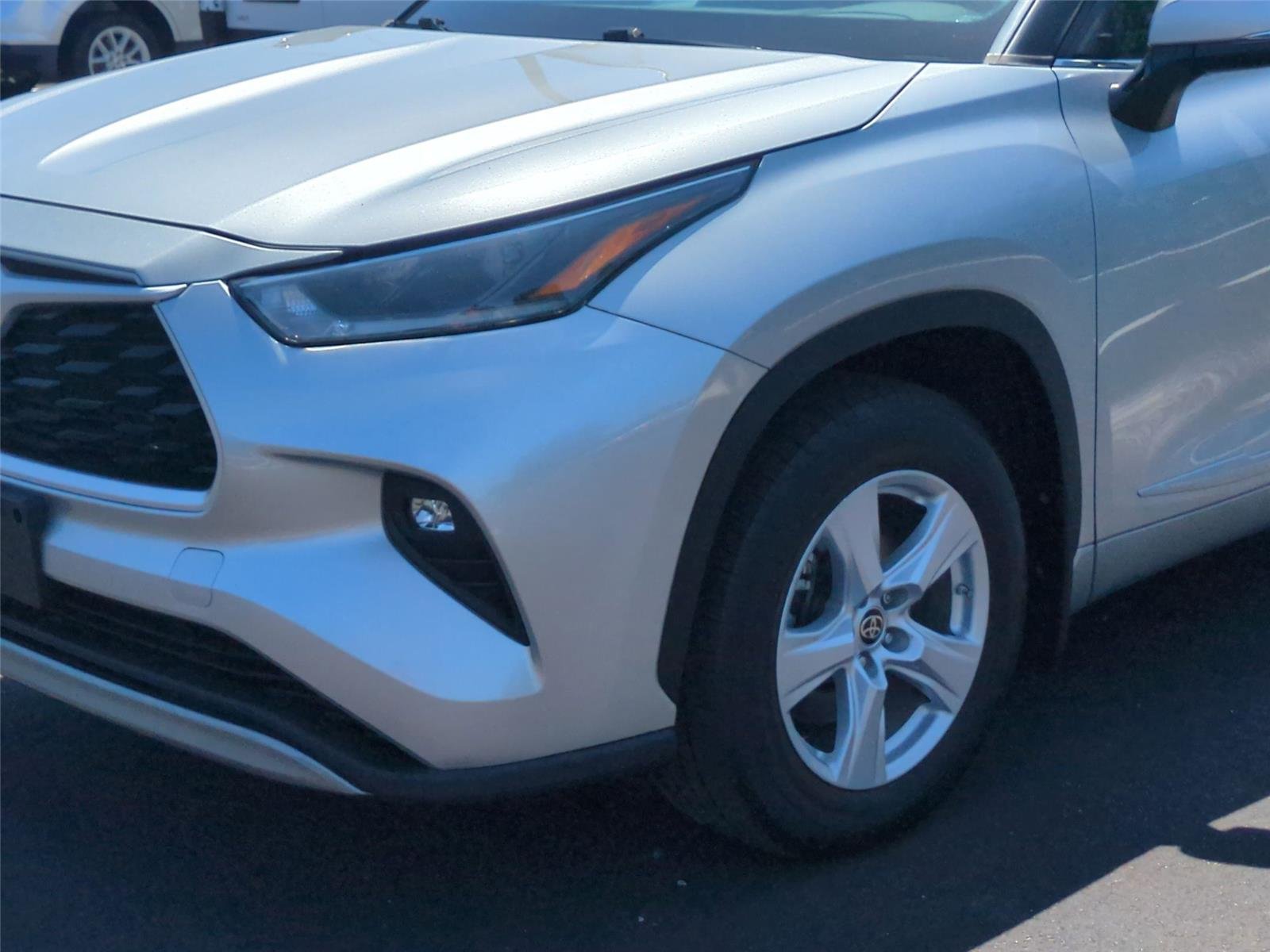 Used 2021 Celestial Silver Metallic Toyota LE image 20