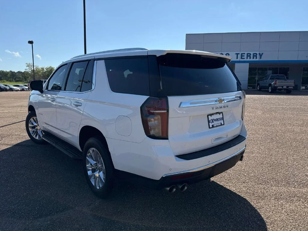 Used 2024 White Chevrolet Premier image 7
