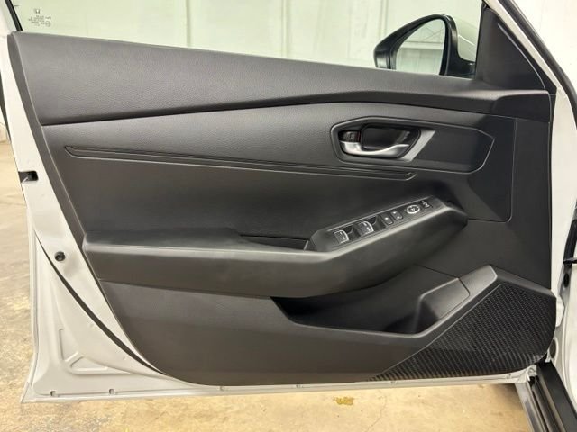 Used 2024  Honda LX image 18